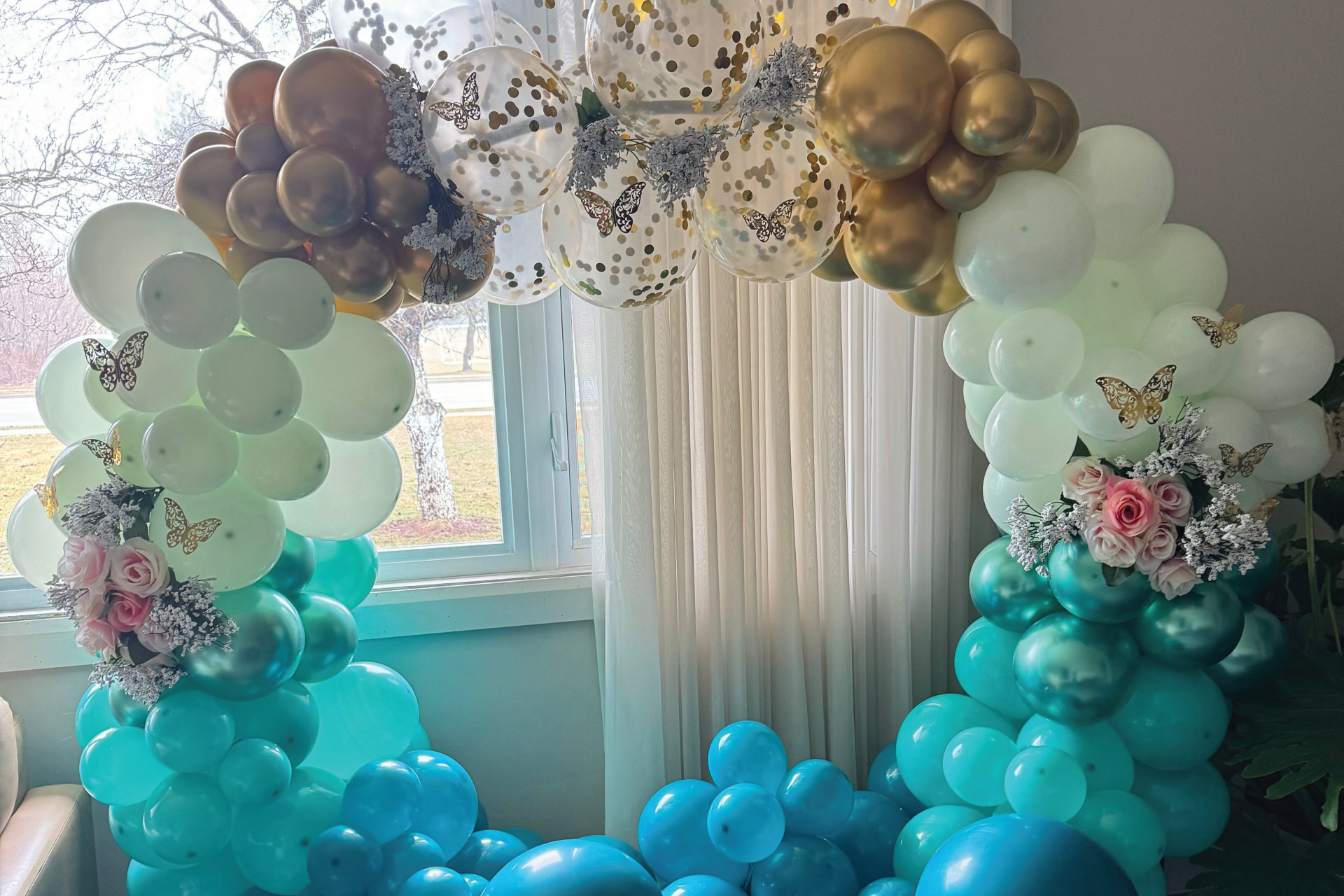 Themed party decoration